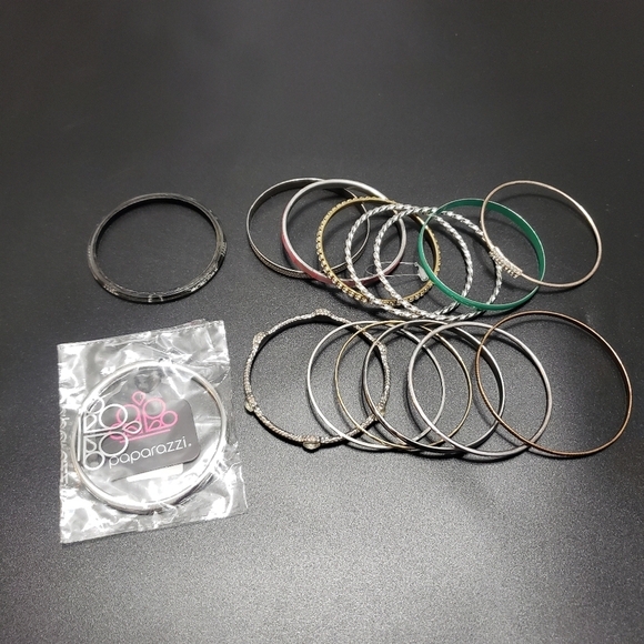 3/$15 silver and gold tone bracelet bangle bundle lot of 15 - Picture 1 of 8